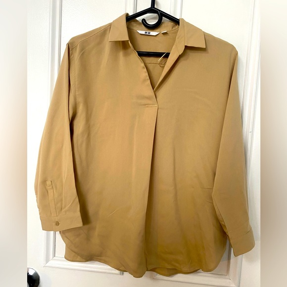 Super soft with a little stretch - Picture 1 of 3